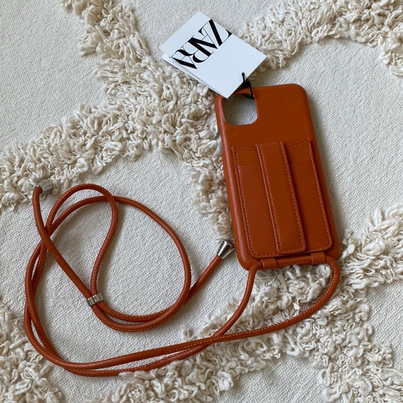 Zara leather strap 11 Pro max iPhone case - Picture 3 of 5